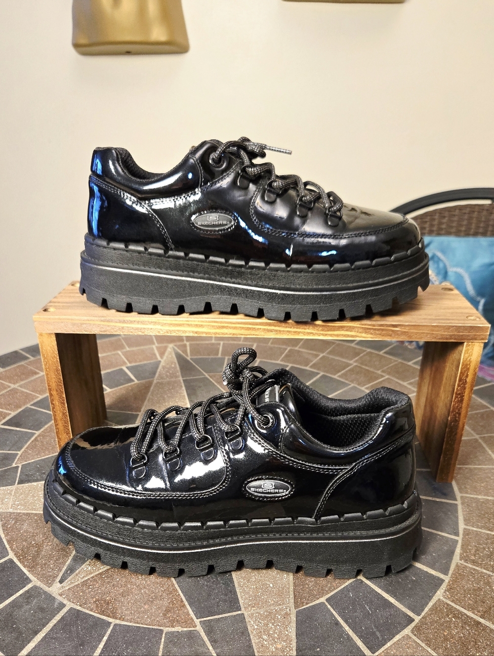 Vintage Skechers Jammers Patent Black